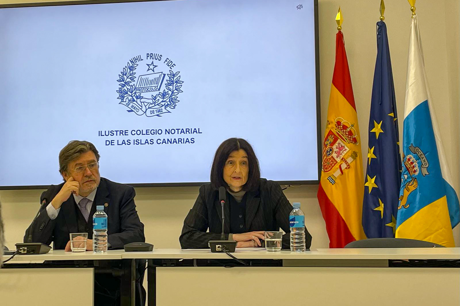 Portada de Conferencia a cargo de Concepción Pilar Barrio Del Olmo en Tenerife